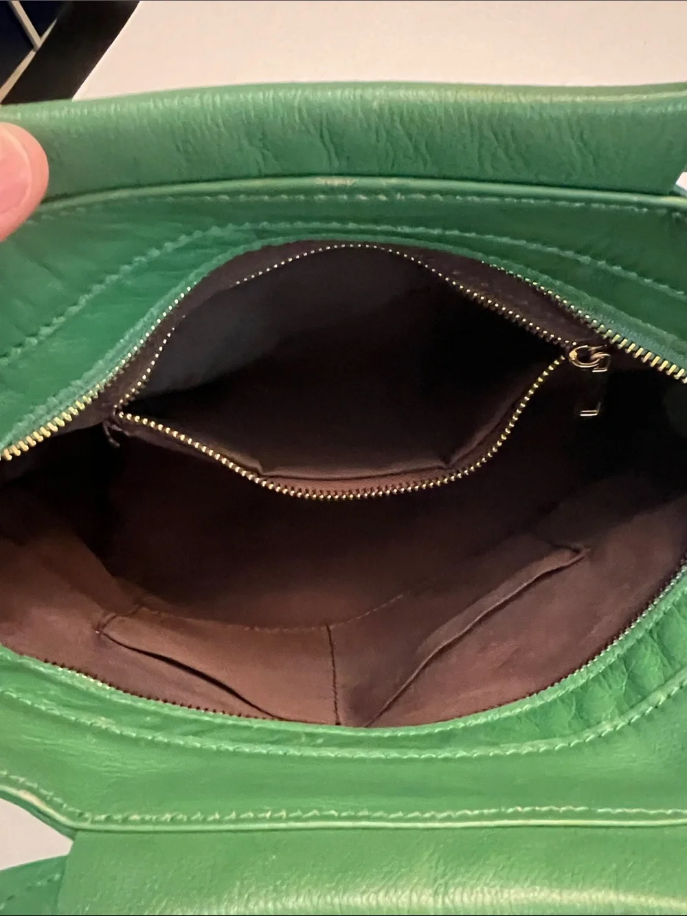ANNA PAOLA EMERALD GREEN LEATHER BONNIE TOTE TOP HANDLE BAG GOLD HARDWARE - Picture 10 of 16
